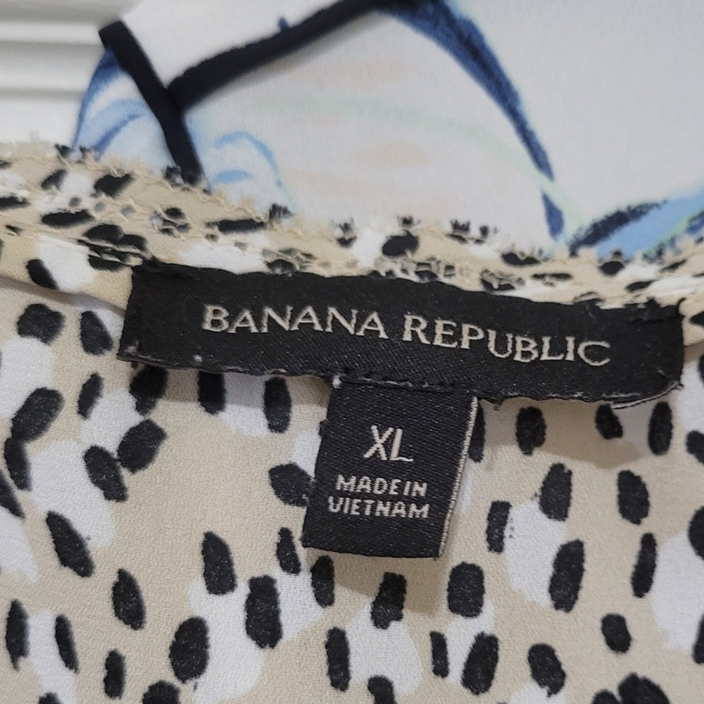 Banana Republic XL Blouse Lot f 2 Floral Tropical Animal Print Short Sleeve Tops - Picture 4 of 8